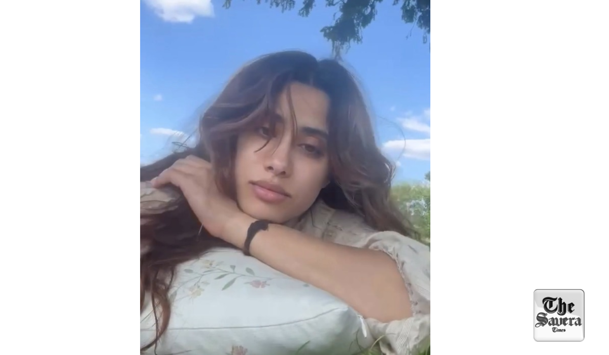 Janhvi Kapoor shares adorable moments from her ‘happy place’