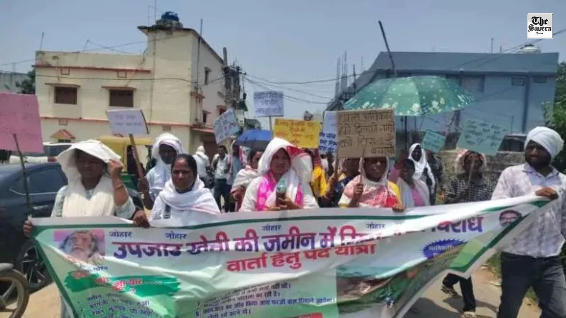 Ranchi villagers protest RIMS-2 project; march towards CM residence halted en route