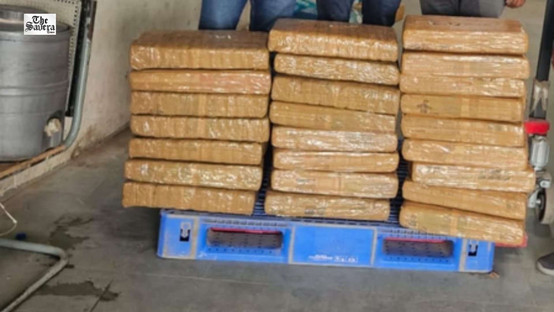 UP Police Bust Ganja Trafficking Ring Using Courier Services, Seize 124 Kg