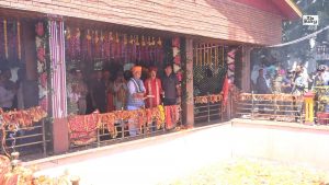 Kashmir: LG Manoj Sinha Joins Thousands at Mata Kheer Bhawani Temple for Jyeshtha Ashtami Festival