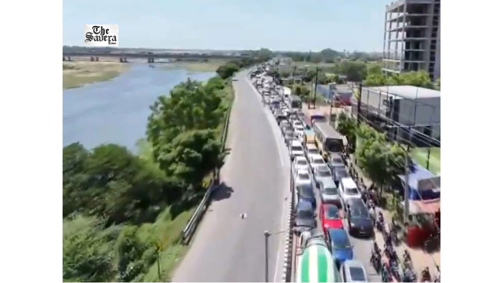 Trichy-Chennai Highway Blocked as Residents Protest Delay in Cauvery Bridge Repairs