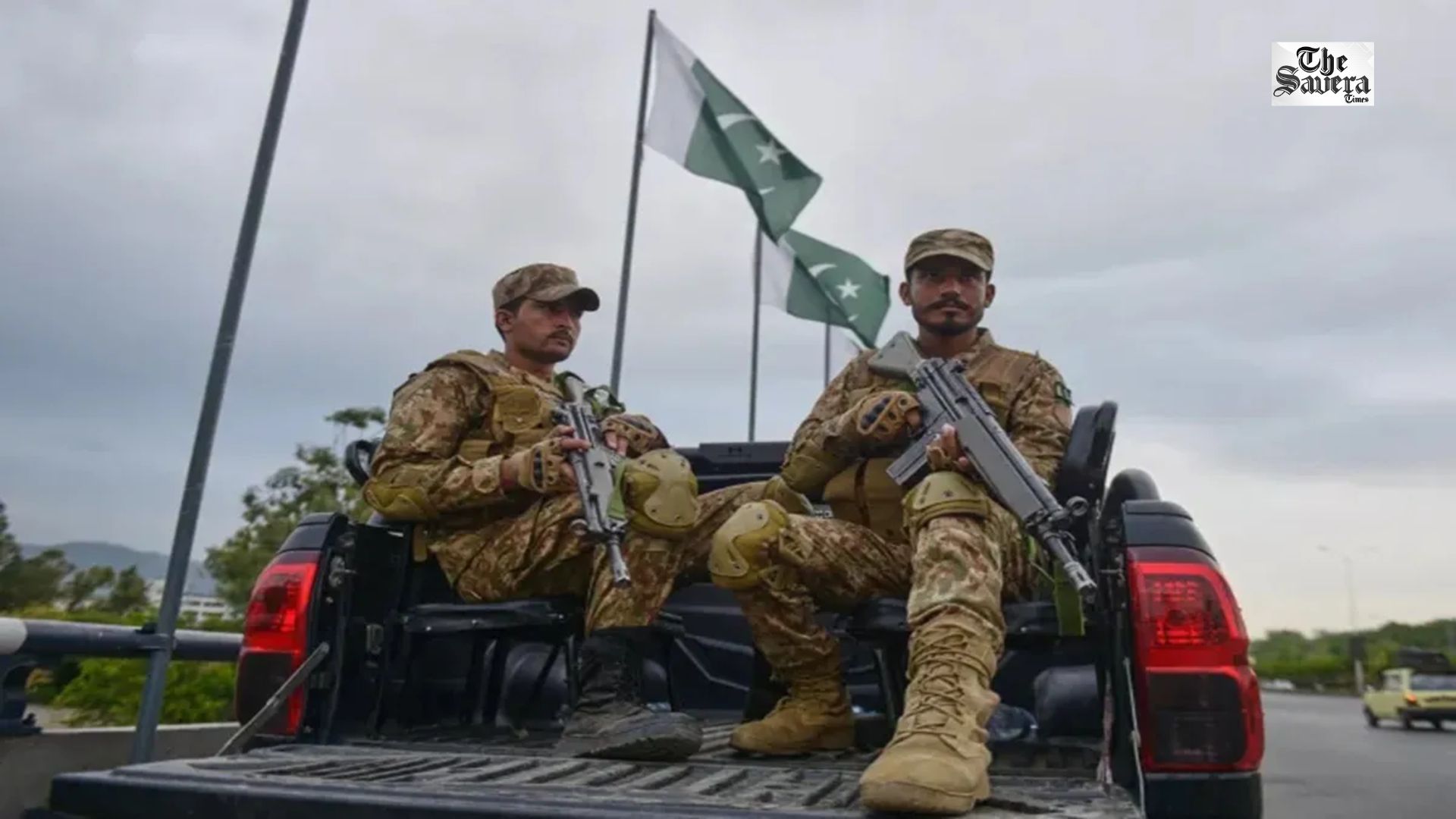 Pakistan Launches Strikes Along Afghan Border, Claims 29 Militants Killed; Taliban Reports 35 Civilian Deaths