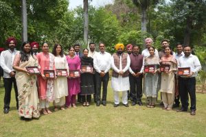 CM Bhagwant Singh Mann Felicitates UPSC 2025 Achievers; Says Punjab’s Youth From Ordinary Families Are Cracking UPSC & Making Us Proud