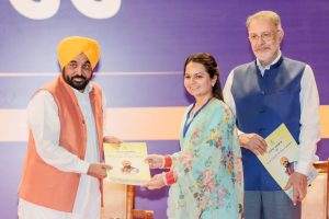 CM Bhagwant Singh Mann Announces Major Relief For Women Govt Employees; Group C & D Women Employees To Be Posted Within 40-Km Radius Of Their Homes