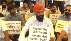 Chandigarh: Tricity cab driver union continues protest, demands fair regulations