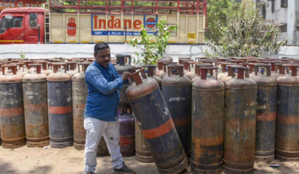 Commercial LPG Cylinder Prices Reduced by Up to ₹183.50 from July 1