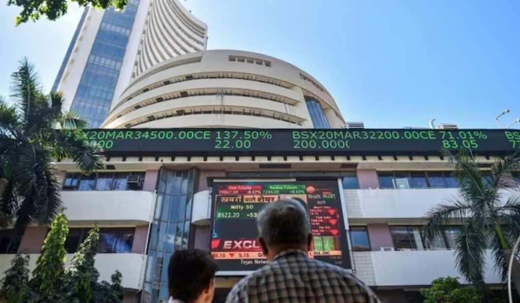 Sensex Soars, Nifty Rallies Nearly 1% in Opening Trade Led by IT and Metal Shares