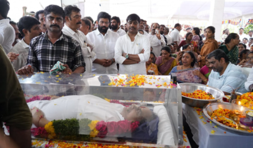 Tense Scenes at Former Andhra Minister's House as Daughter Stopped from Touching Body
