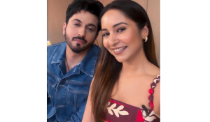Dheeraj Dhoopar, Wife Vinny Celebrate 17 Years Together; She Recalls Their Heartwarming First Meeting