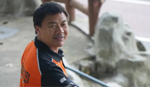 Food delivery man wins China’s prestigious literary award