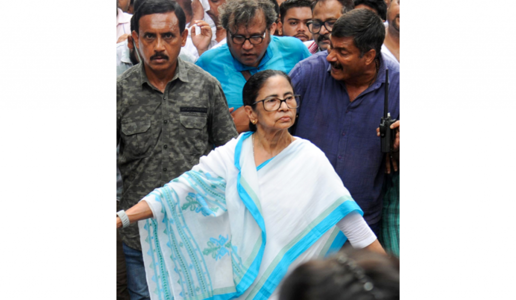TMC crisis: Mamata camp banks on two arguments to counter rebels' claim
