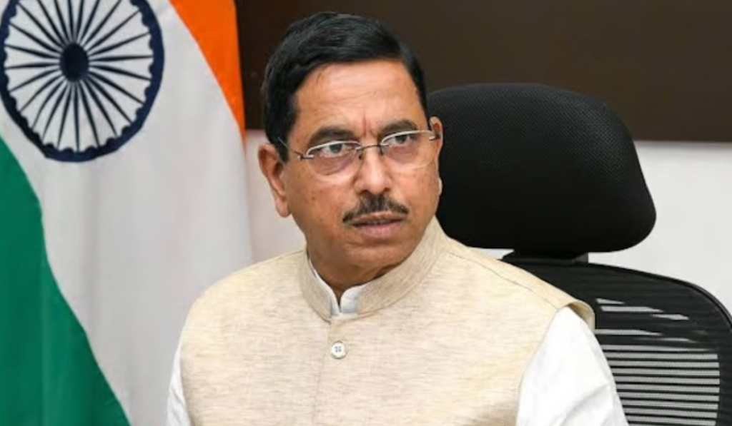 Pralhad Joshi assumes charge as Union Education Minister following Dharmendra Pradhan's resignation