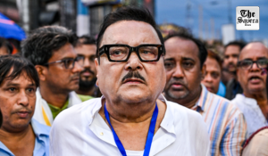 Madan Mitra arrives at ED’s office for interrogation in municipalities job case
