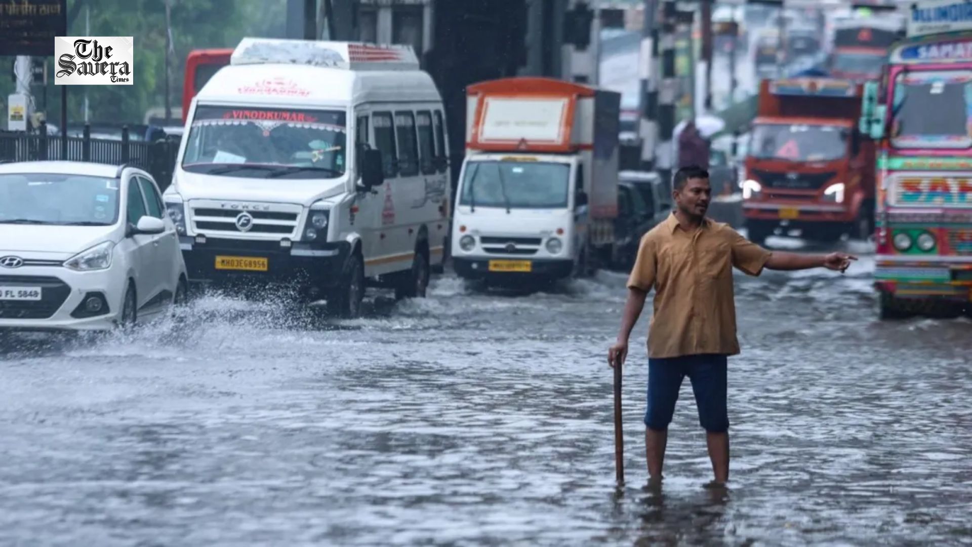 Mumbai Battered by Heavy Rain; IMD Issues Orange Alert as Mulund, Santacruz Worst Hit