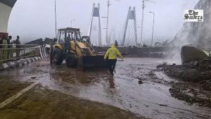 Mumbai-Pune Expressway Landslide: Missing Link Closed as Heavy Rain Disrupts Travel, Schools and Exams