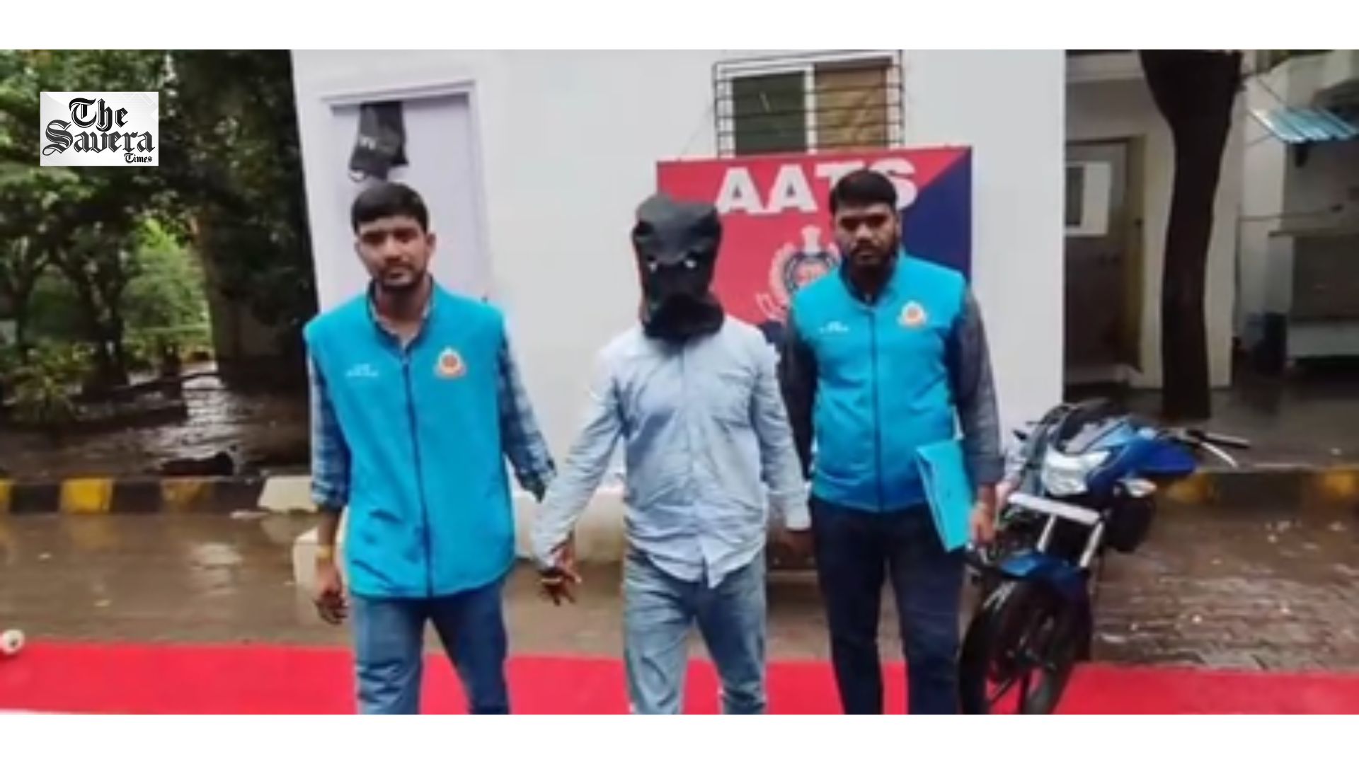 Delhi Police Arrest Auto Thief, Recover Stolen Bike and Five Mobile Phones