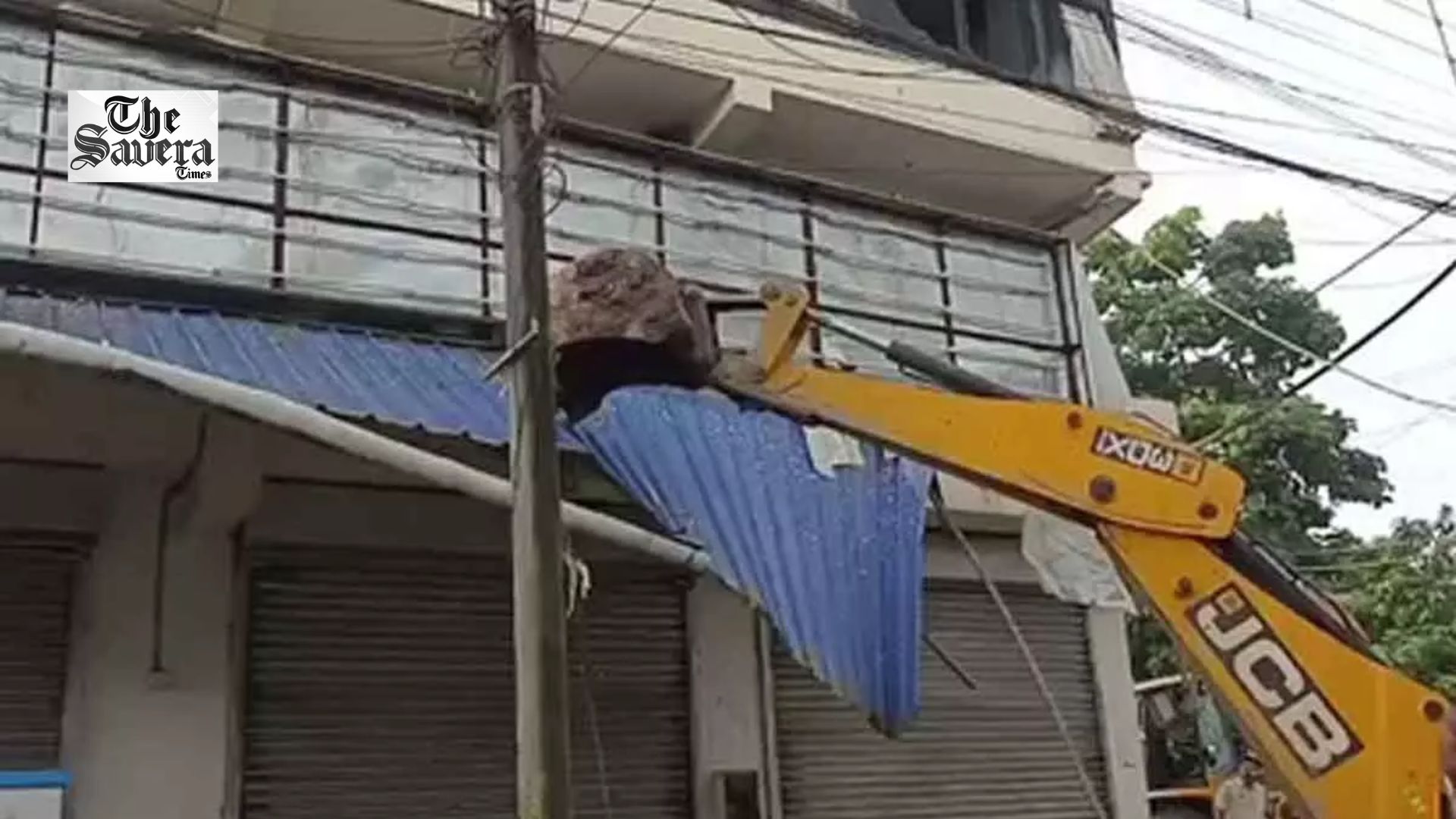 Bengal: Demolition Begins at Abhishek Banerjee’s Amtala TMC Office Over Alleged Illegal Construction