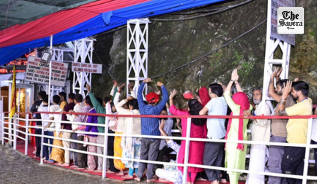 Shri Mata Vaishno Devi Yatra suspended amid adverse weather
