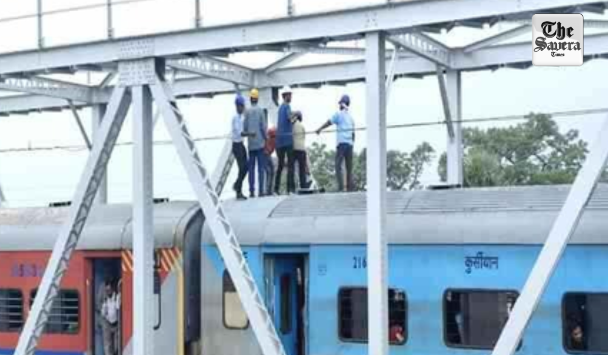 Major Rail Mishap Averted as Overhead Electric Wire Snaps on Tata-Howrah Steel Express