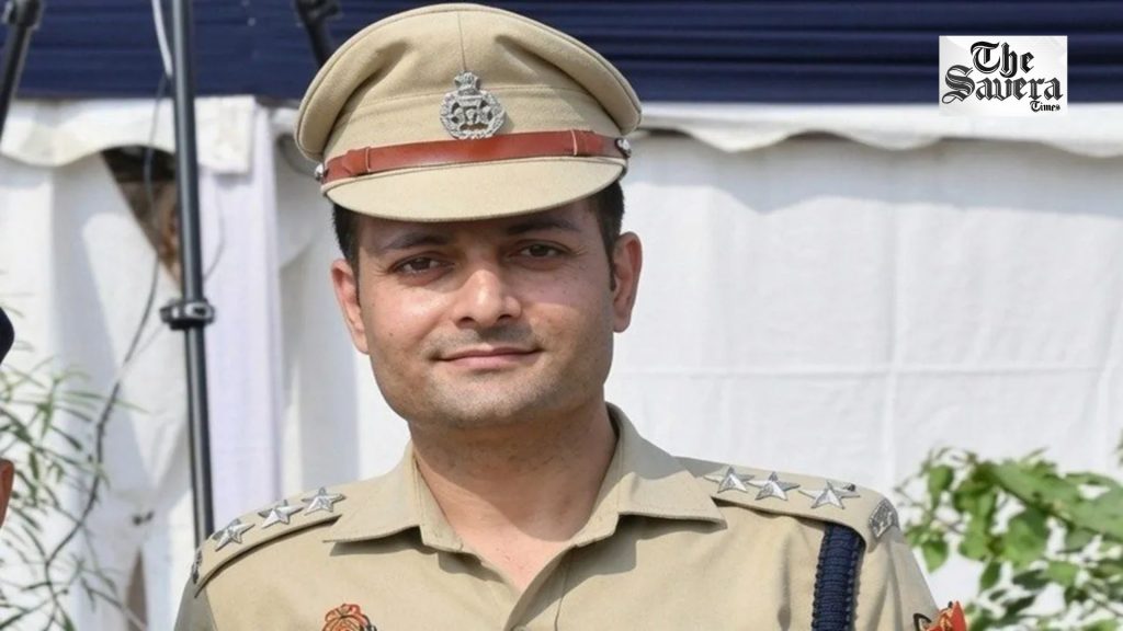 Delhi Police Files FIR in Attack on ACP Vivek Bhagat During CJP Protest