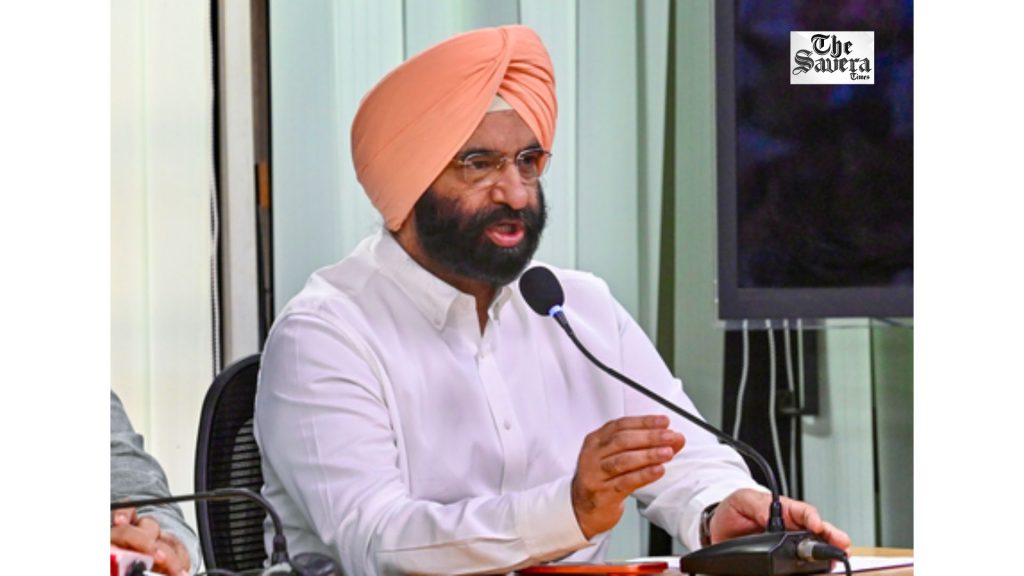 Manjinder Singh Sirsa Demands Harjot Bains' Resignation Over Punjab Paper Leak, Targets AAP