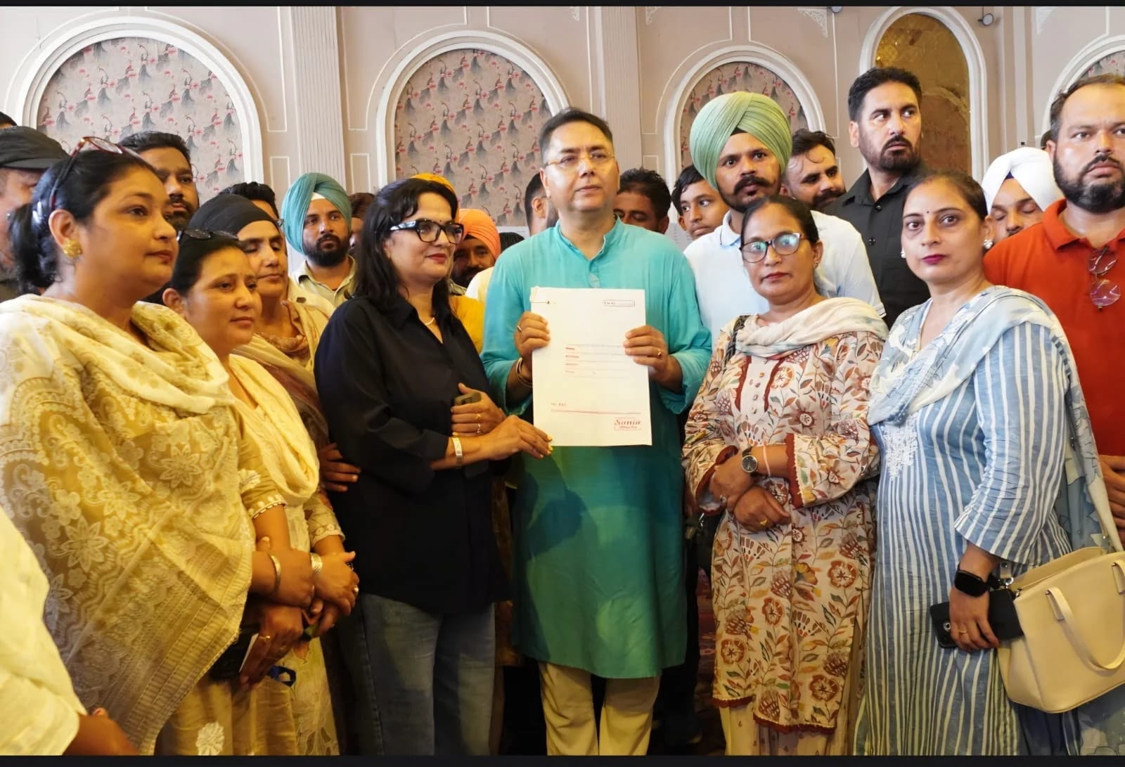 Mega Job Fair Held at Sunam; 562 Selected for Jobs, 618 Shortlisted: Aman Arora