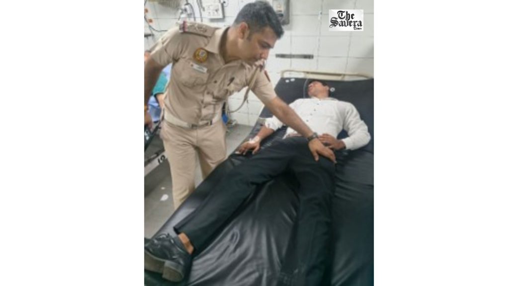 Delhi Traffic Police Rescue Advocate After Medical Emergency at ITO