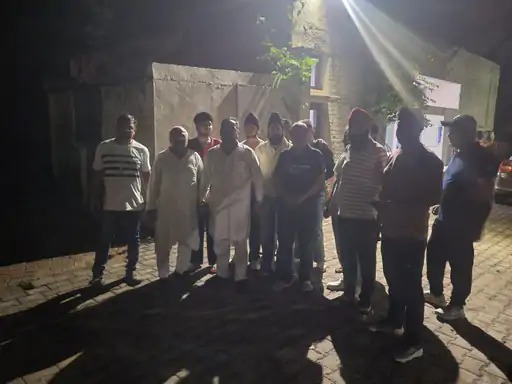 Akshay Malik, Gautam Narang, and others arrived at the PLA police post in Hisar late at night to lodge a complaint.
