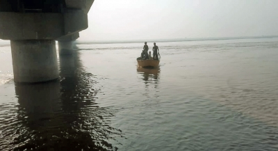 Bhagalpur boat capsize: Two labourers still missing, administration orders action against contractors