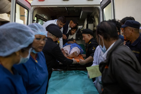 Nepal flood death toll reaches 270, more than 800 still out of contact