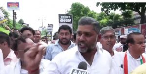Congress Stages Protest Outside Jaipur School, Police Block Demonstrators Amid Photo Row