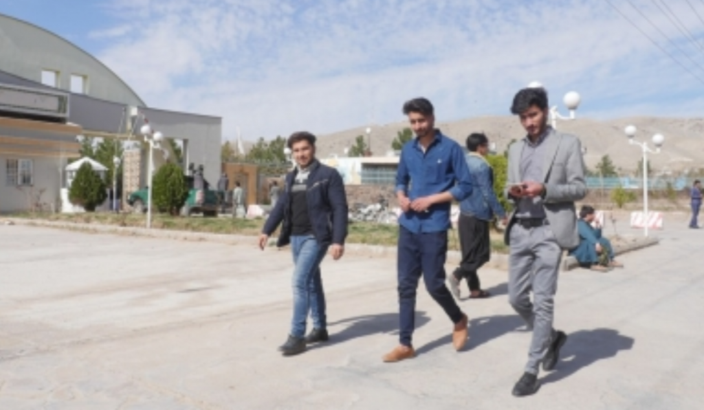 Pakistan Refuses Recognition of Afghanistan Medical Degrees