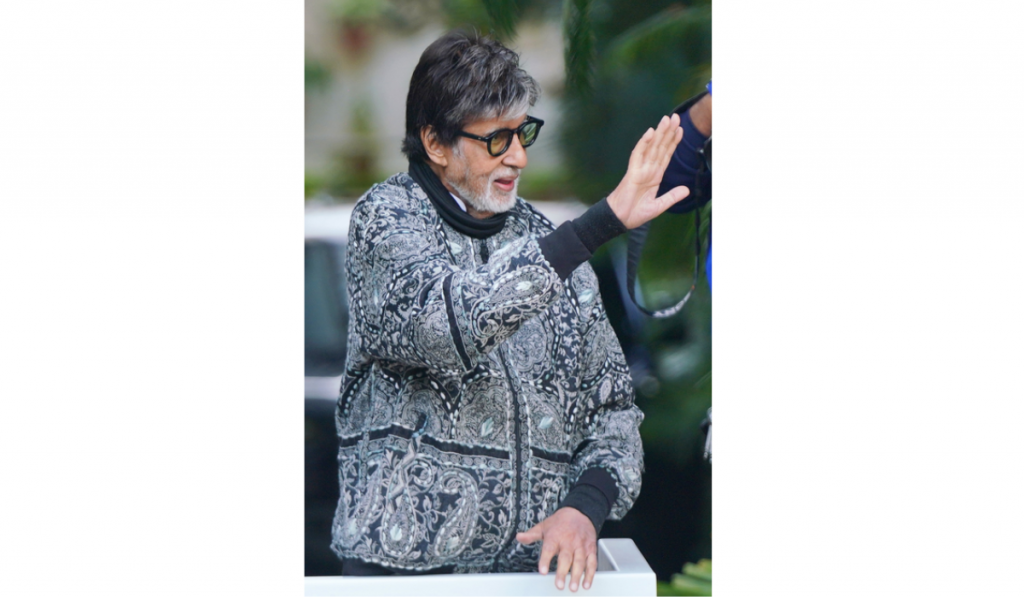 Amitabh Bachchan Remembers Mother Teji Bachchan on Her Birth Anniversary