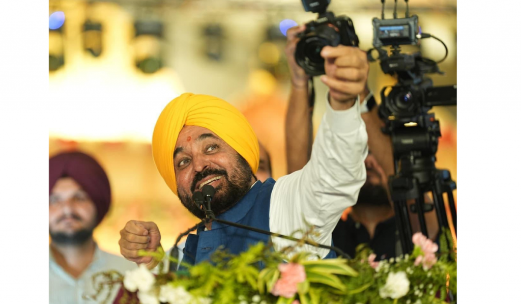 By Taking Punjab’s Elderly On Pilgrimage, Bhagwant Mann Has Proved He Is Shravan Kumar Of Modern Era: Arvind Kejriwal