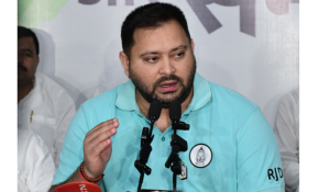 Tejashwi Yadav Leads Raj Bhavan March Against Paper Leaks, Siwan Firing