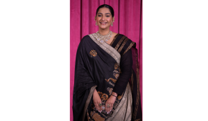 Sonam Kapoor’s Black Saree Look Steals the Spotlight at Mumbai Event