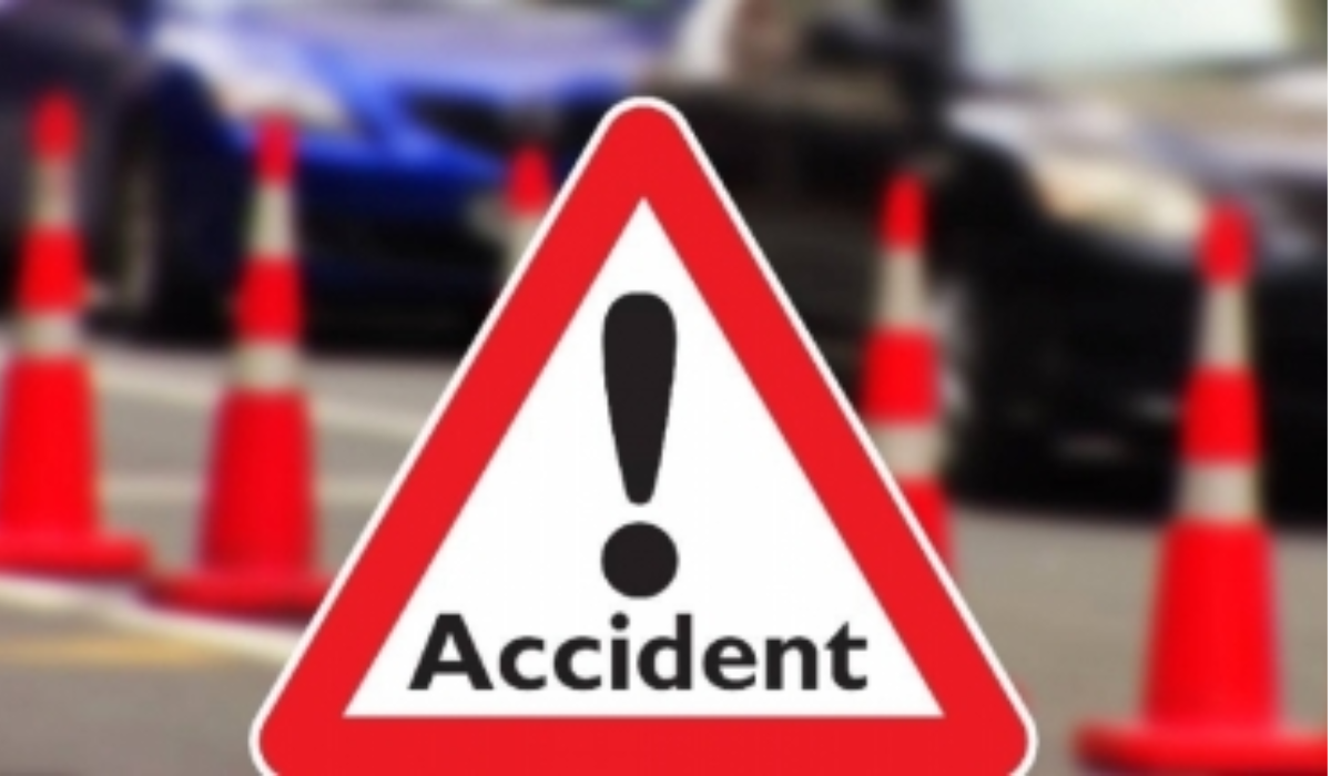 20 Kanwar Pilgrims Injured After Tractor-Trolley Falls From Bridge in Dhar