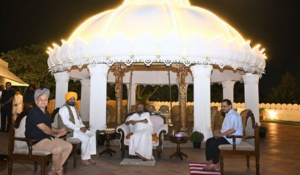 Arvind Kejriwal, Bhagwant Mann Meet Spiritual Leader Sri Sri Ravi Shankar