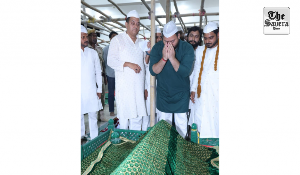 Nitish Kumar, Tejashwi Yadav offer chadar at Patna shrines on Eid-Milad-un-Nabi
