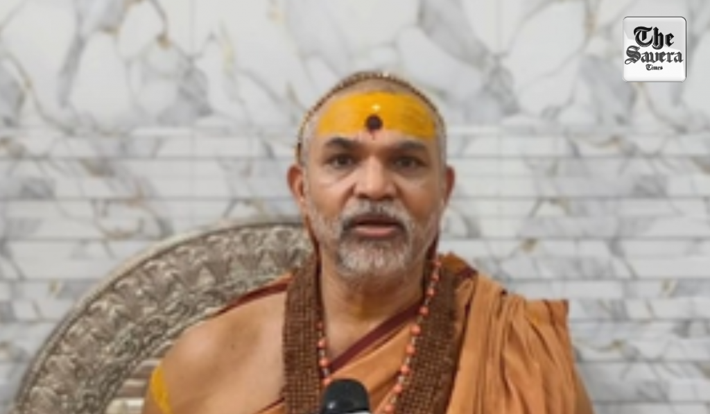 Rahul Gandhi must apologise for insulting religious texts: Swami Avimukteshwaranand