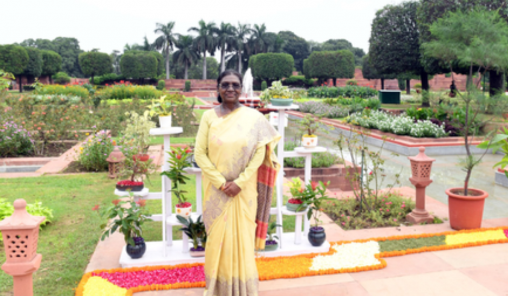 President Murmu inaugurates Amrit Udyan for public till Sept 15