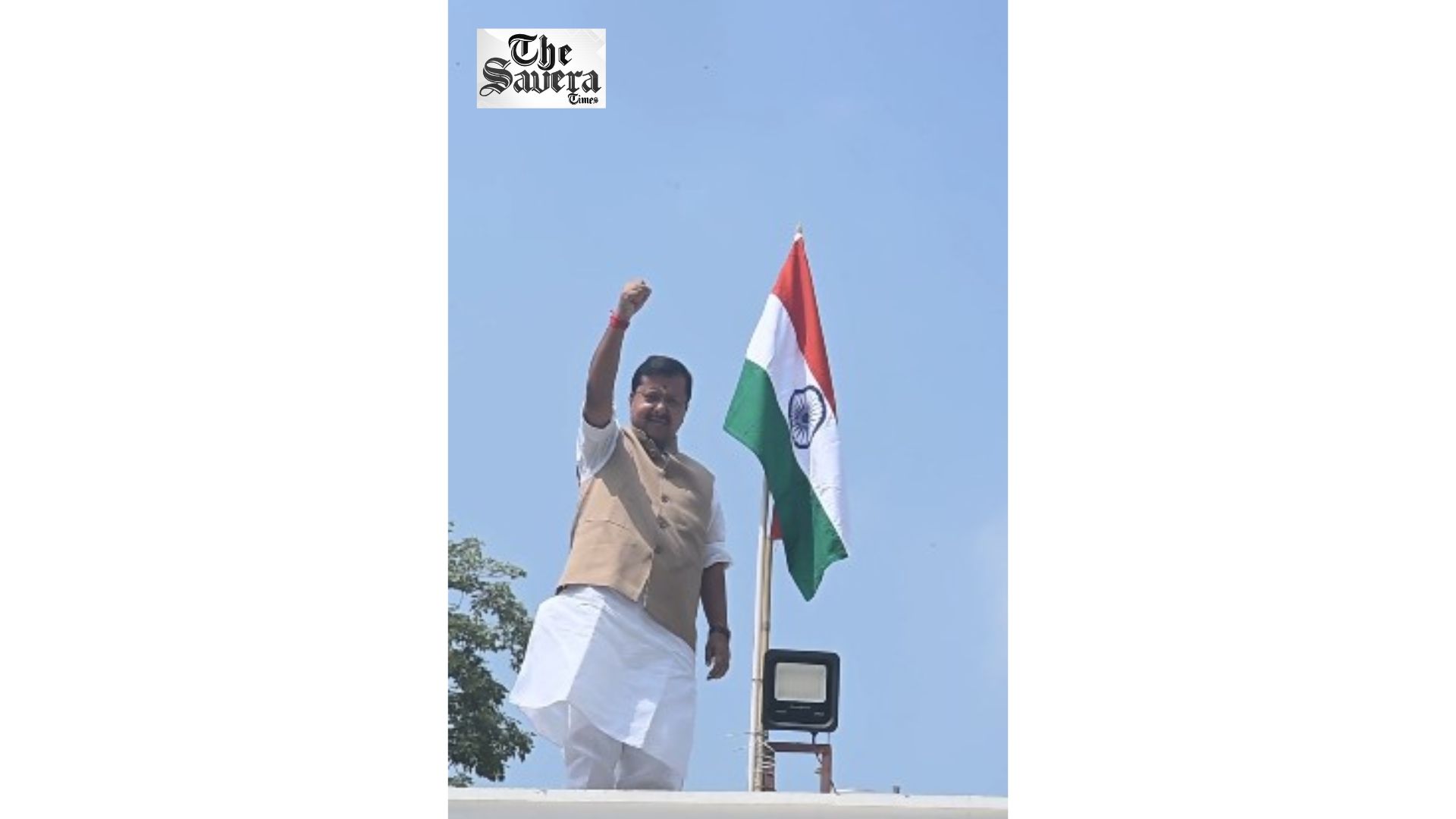 BJP Chief Nitin Nabin Hoists Tricolour at Delhi Residence, Urges People to Join Campaign