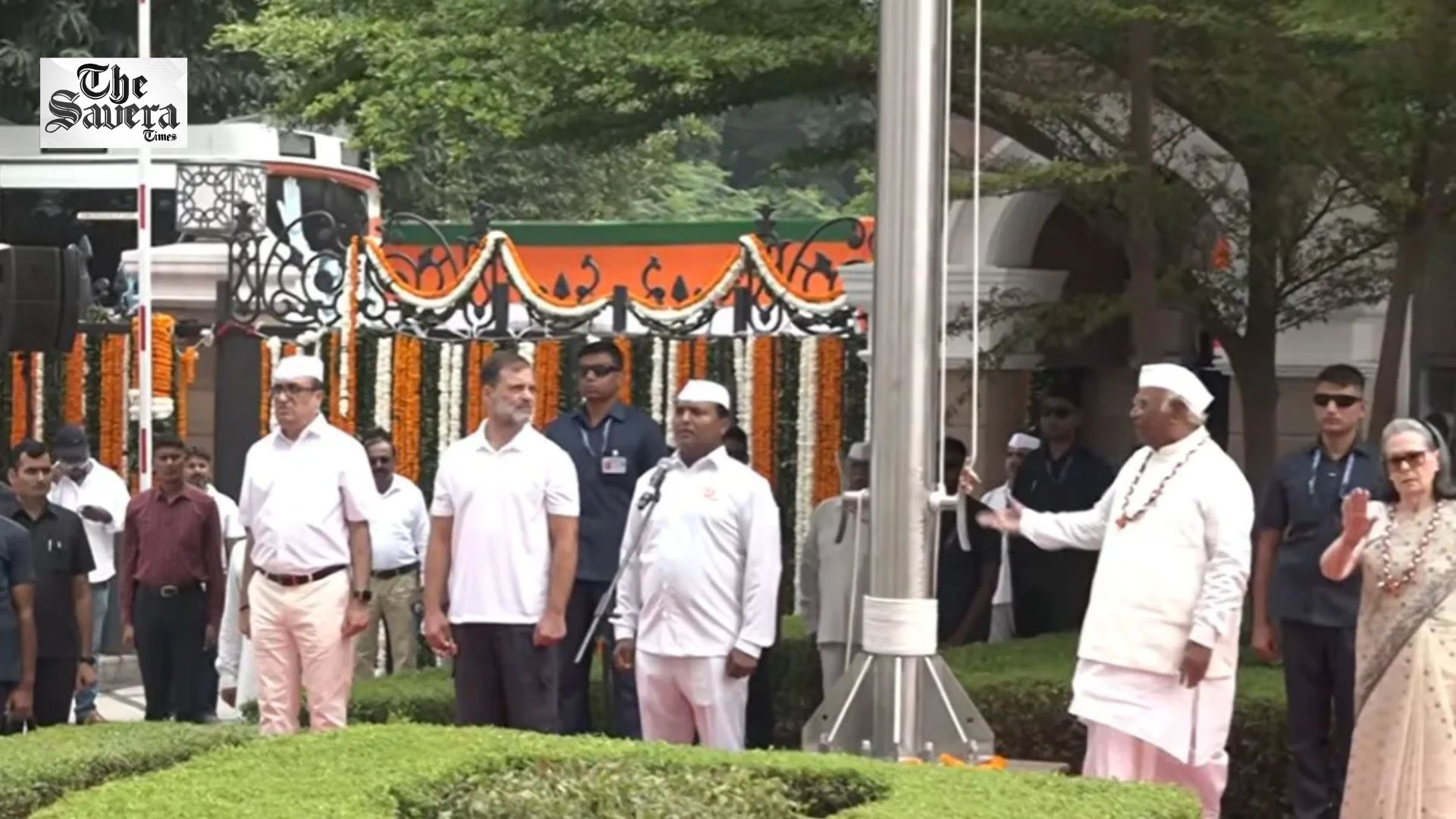 BJP Seeks Apology from Congress Over Alleged Disrespect to ‘Vande Mataram’ at I-Day Event