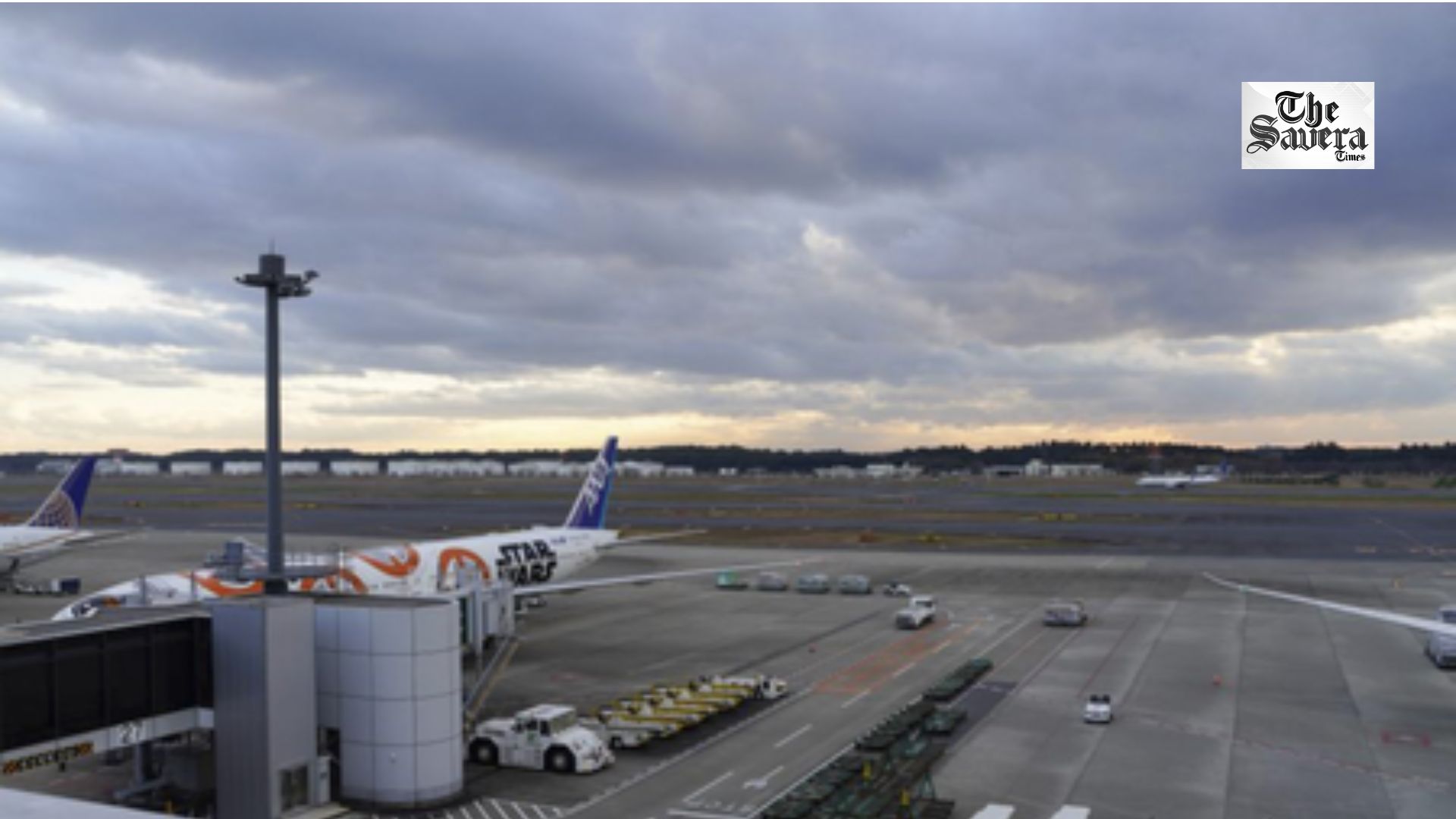 Black Smoke Seen Near Malaysia Airlines Aircraft Engine at Japan’s Narita Airport, Runway Closed