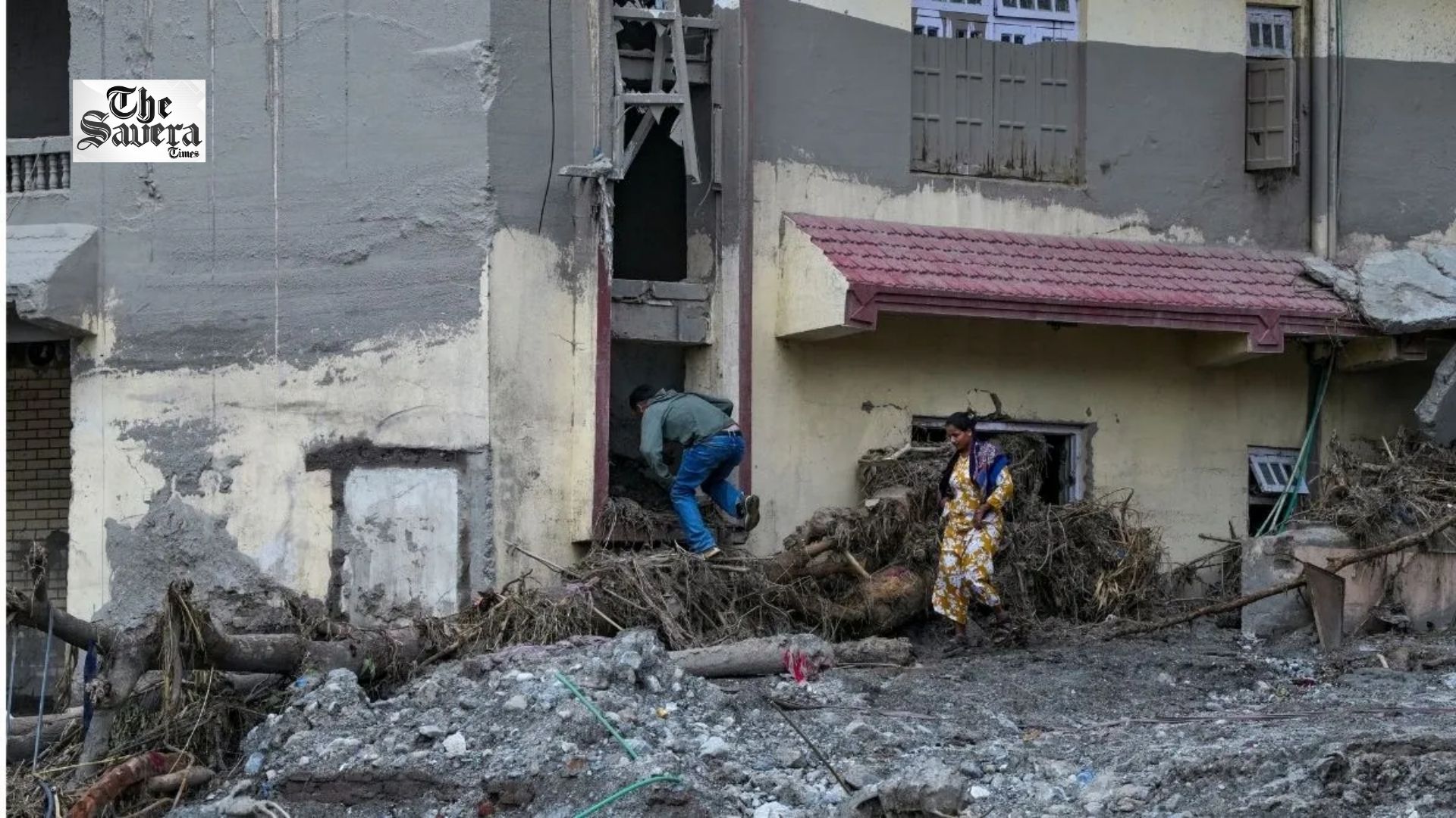 Nepal Flash Floods: Morgues Run Out of Space, Bodies Difficult to Identify as Death Toll Mounts
