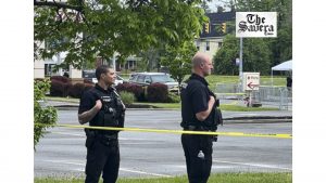Officer killed, another injured in US South Carolina park shooting