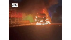 Gurugram: Sanitation Truck Catches Fire Near Rajiv Chowk, Driver Jumps to Safety