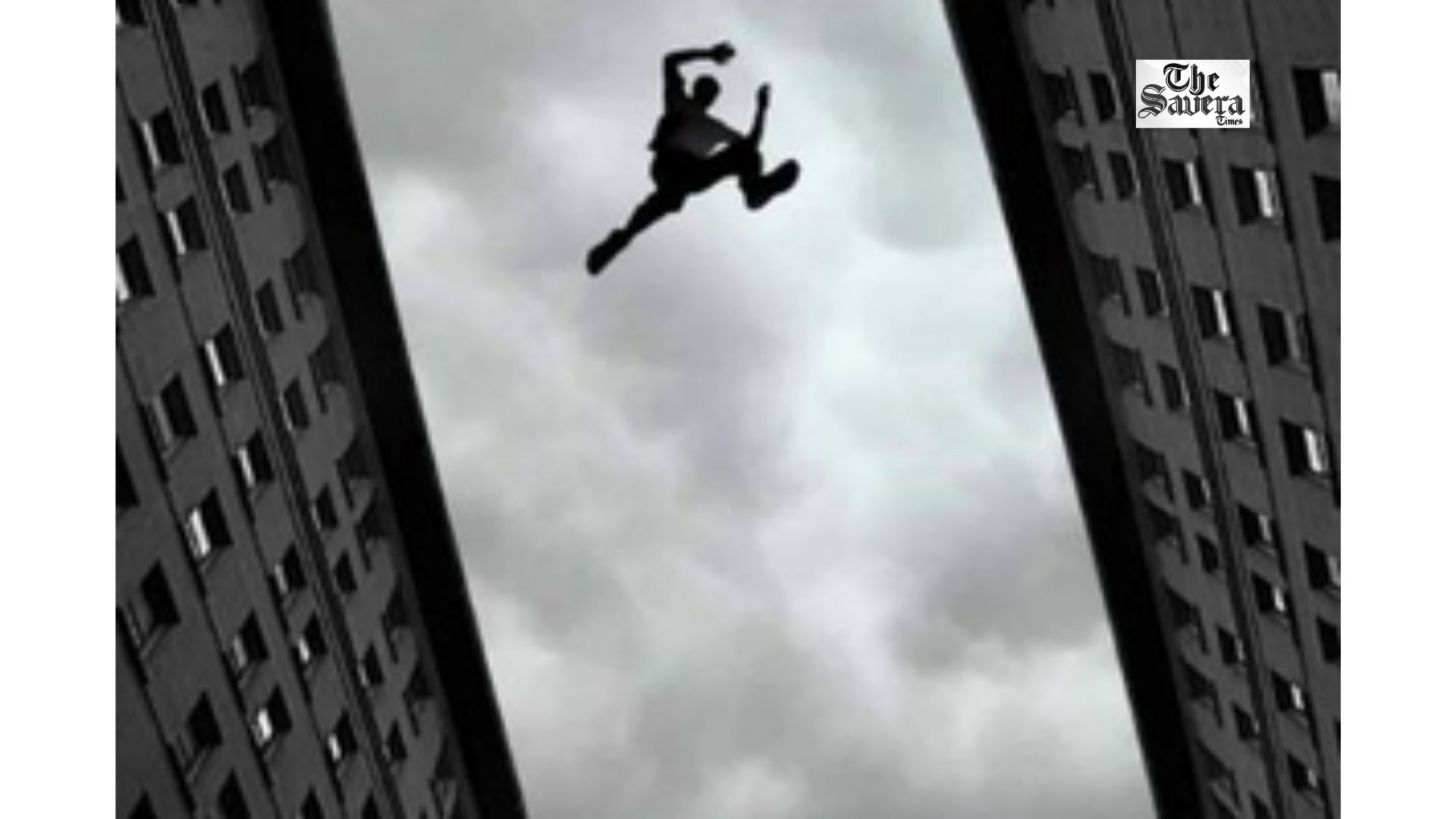 Delhi Shock: 20-Year-Old Woman Rescued From Rohini Mall Terrace Before Attempting to Jump