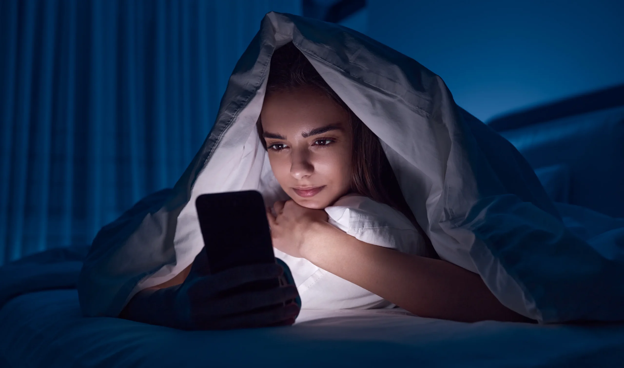 Using Smartphones Right Before Bedtime