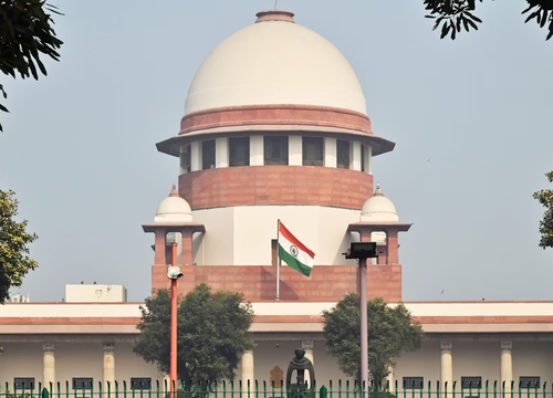 SC issues show-cause notices to states, UTs over failure to file replies in sanitary napkin PIL